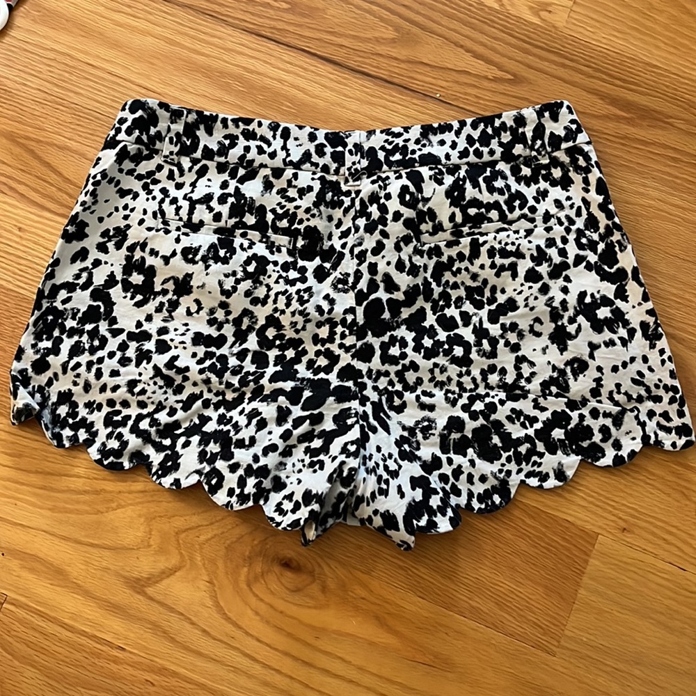 J Crew Black and White Leopard Scalloped Shorts - Picture 2 of 4